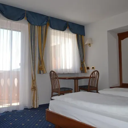 Scoiattolo Hotel